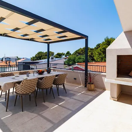 Sunrise Vista Retreat *