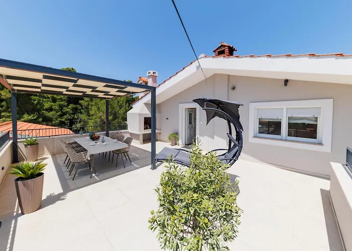 Sunrise Vista Retreat