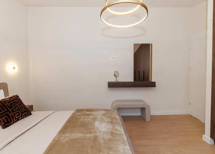 Sunrise Vista Retreat ザダル